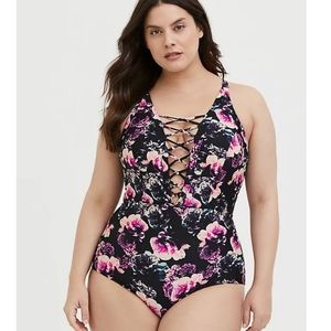 New w/tags Torrid Swim Bathing Suit Floral Deep V LATTICE 4x